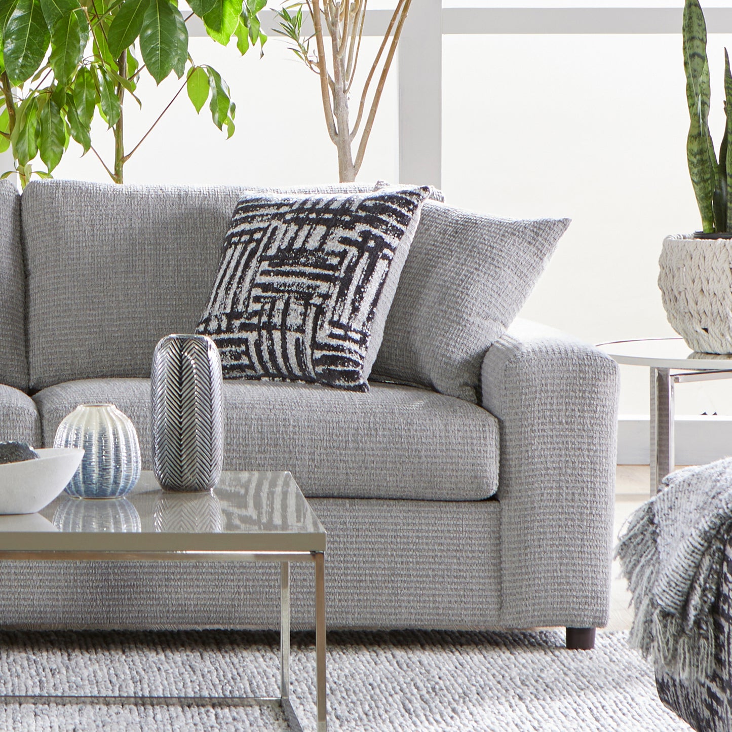 Roundhill Furniture Lancelot Living Room Collection