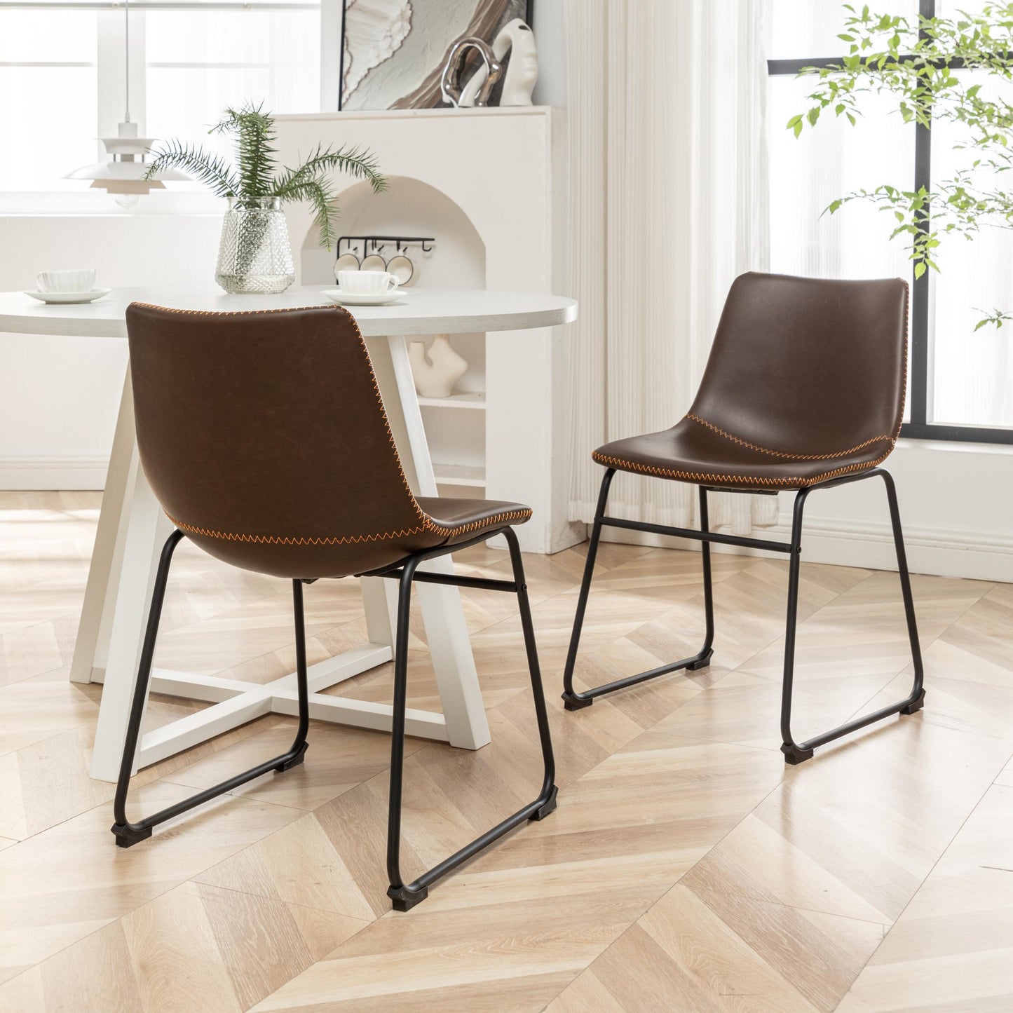 Varna 5-Piece Round Dining Set, Trestle Dining Table with 4 Stylish Chairs