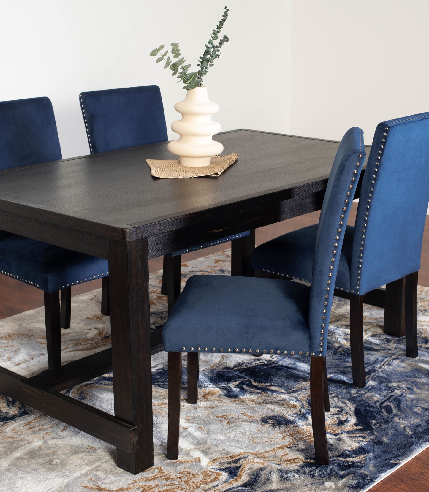 Vanzo Contemporary 5-Piece Dining Set, Dining Table with 4 Stylish Chairs