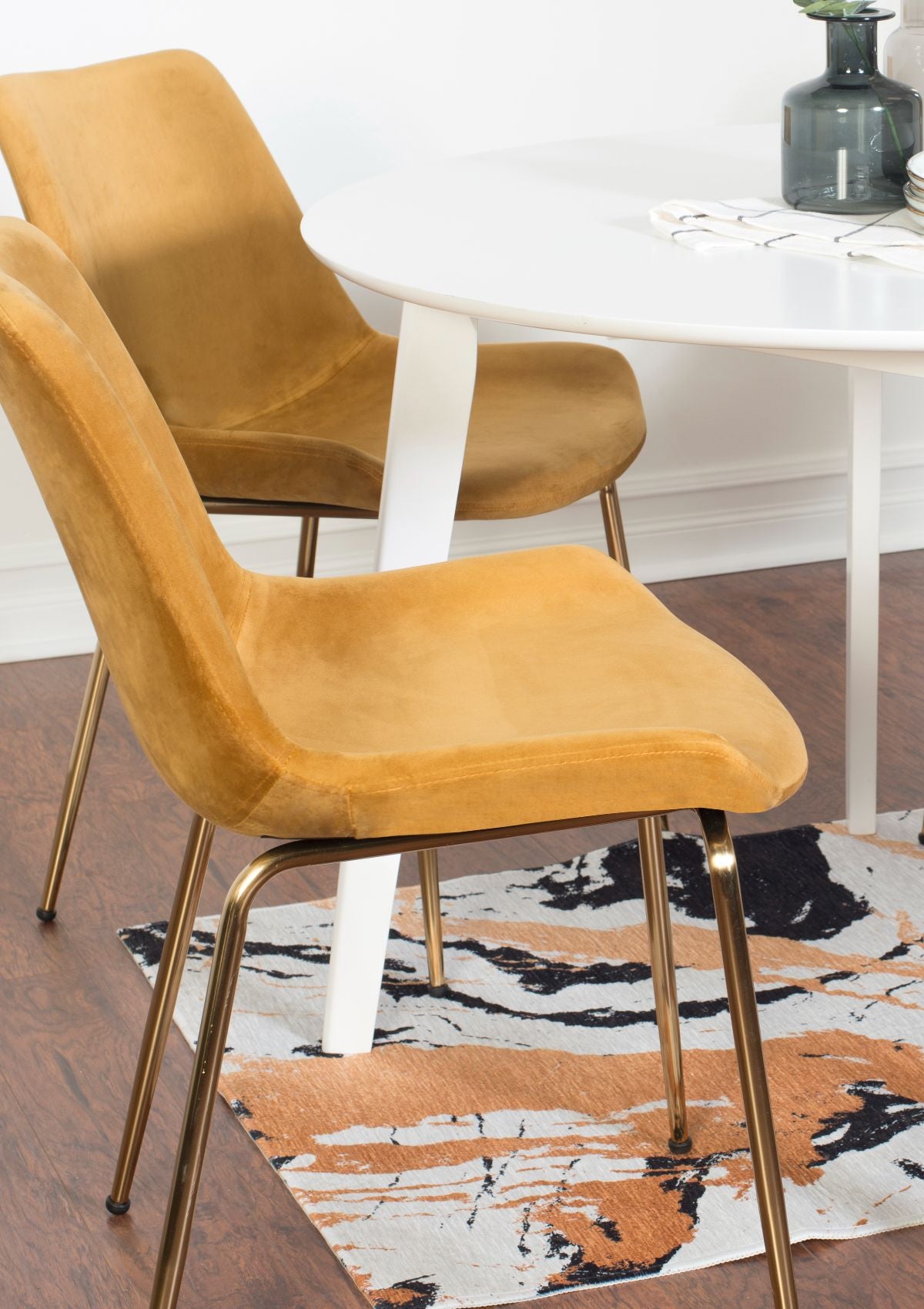 Aufurr Contemporary 3-Piece Dining Set, White Round Dining Table with 2 Chairs