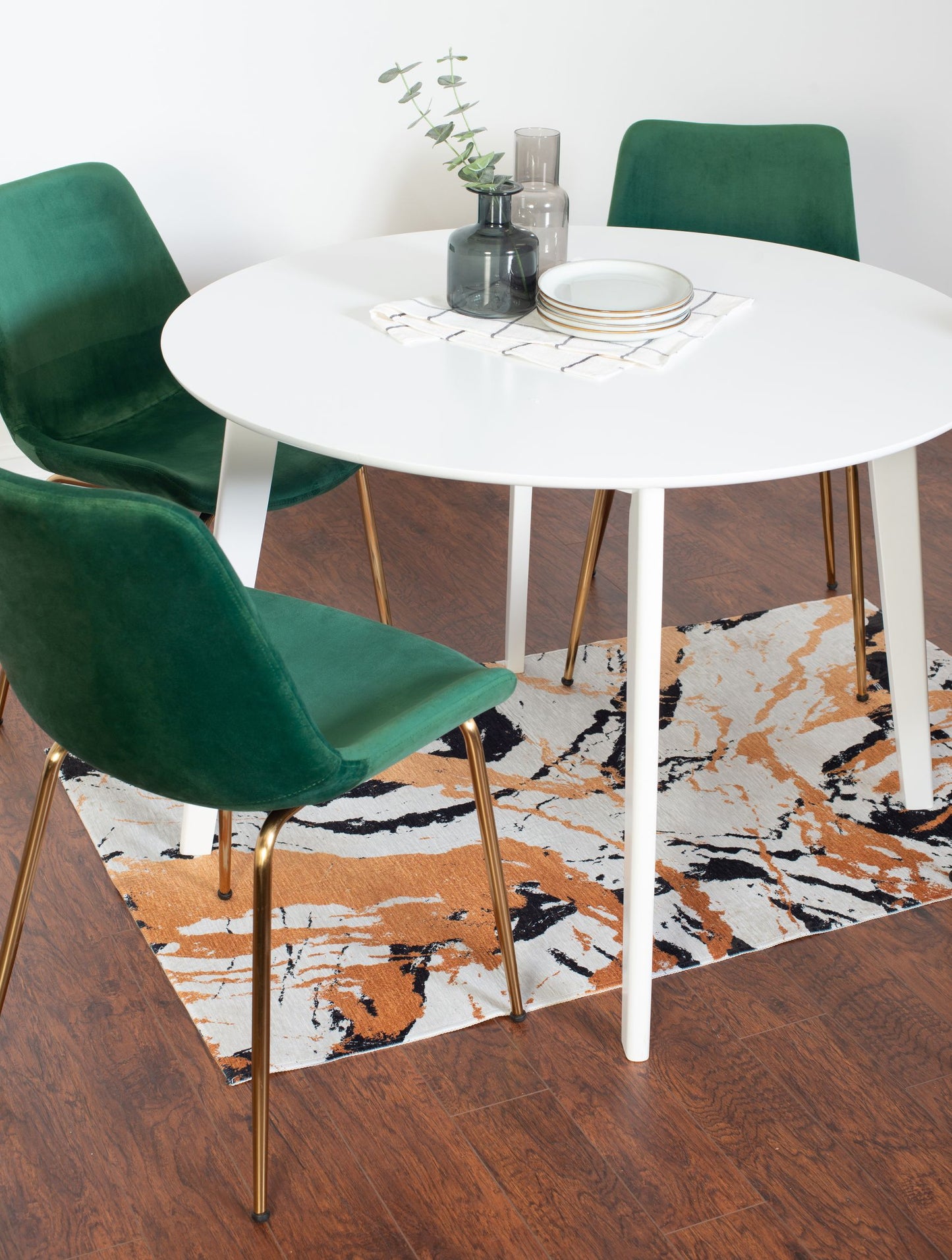 Aufurr Contemporary 5-Piece Dining Set, White Round Dining Table with 4 Chairs