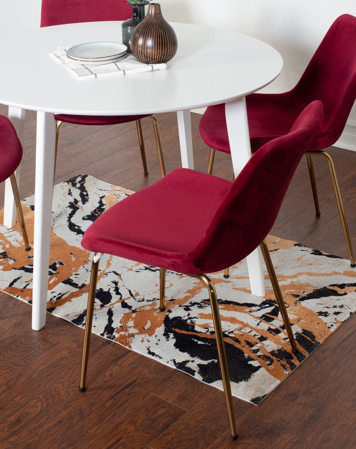 Aufurr Contemporary 3-Piece Dining Set, White Round Dining Table with 2 Chairs