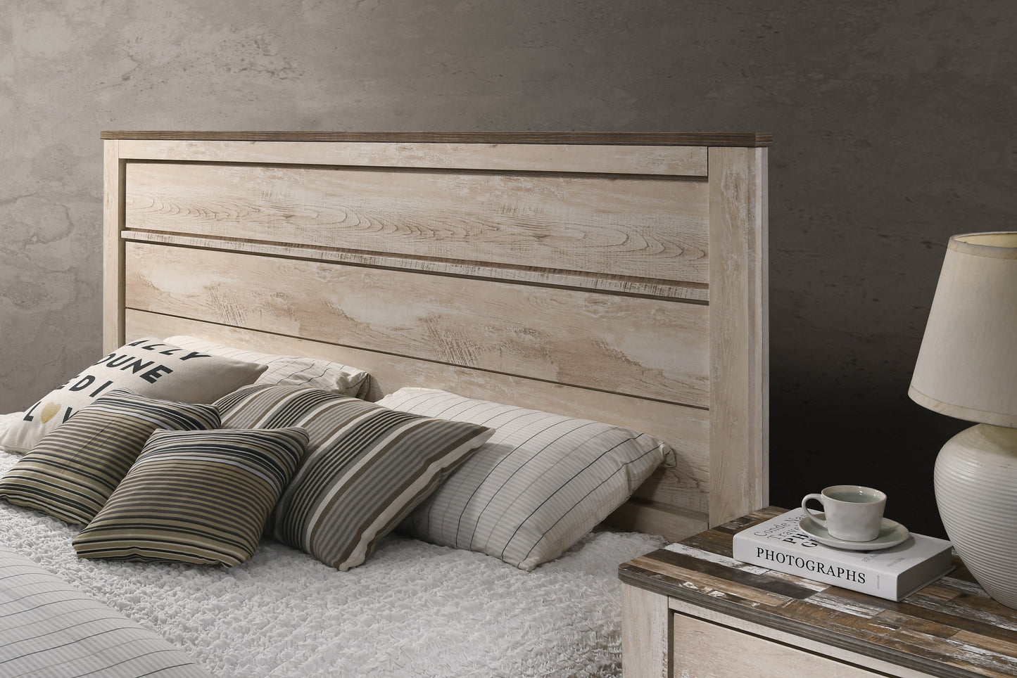 Imerland Contemporary White Wash Finish Bedroom Collection