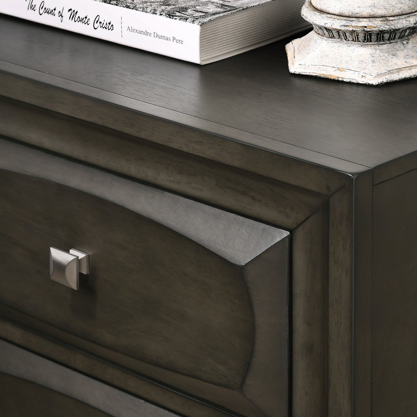 Oakland Antique Gray Finish Wood 6 Drawers Dresser
