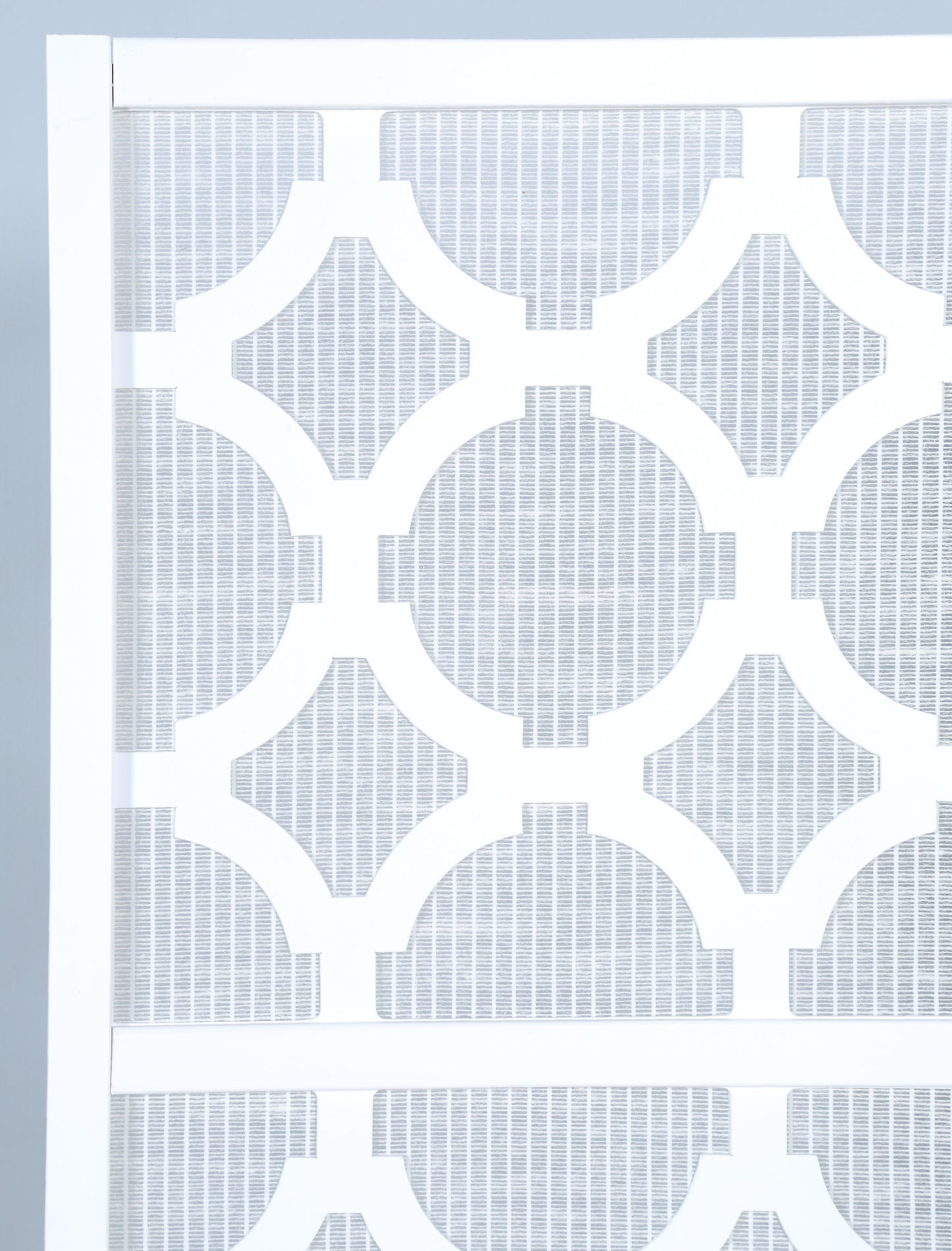 Quarterfoil infused Diamond Design 4-Panel Room Divider, White