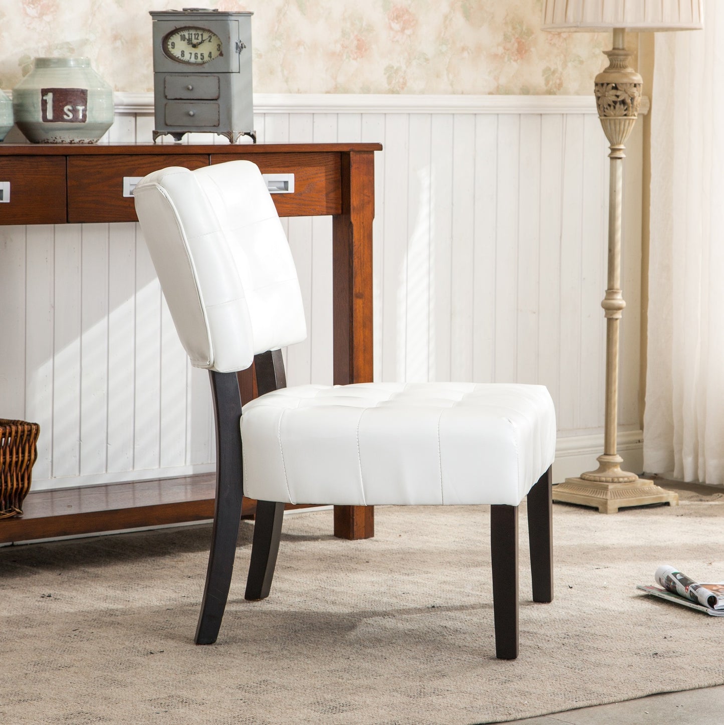 Movile Tufted Accent Chair, Oversized Seating