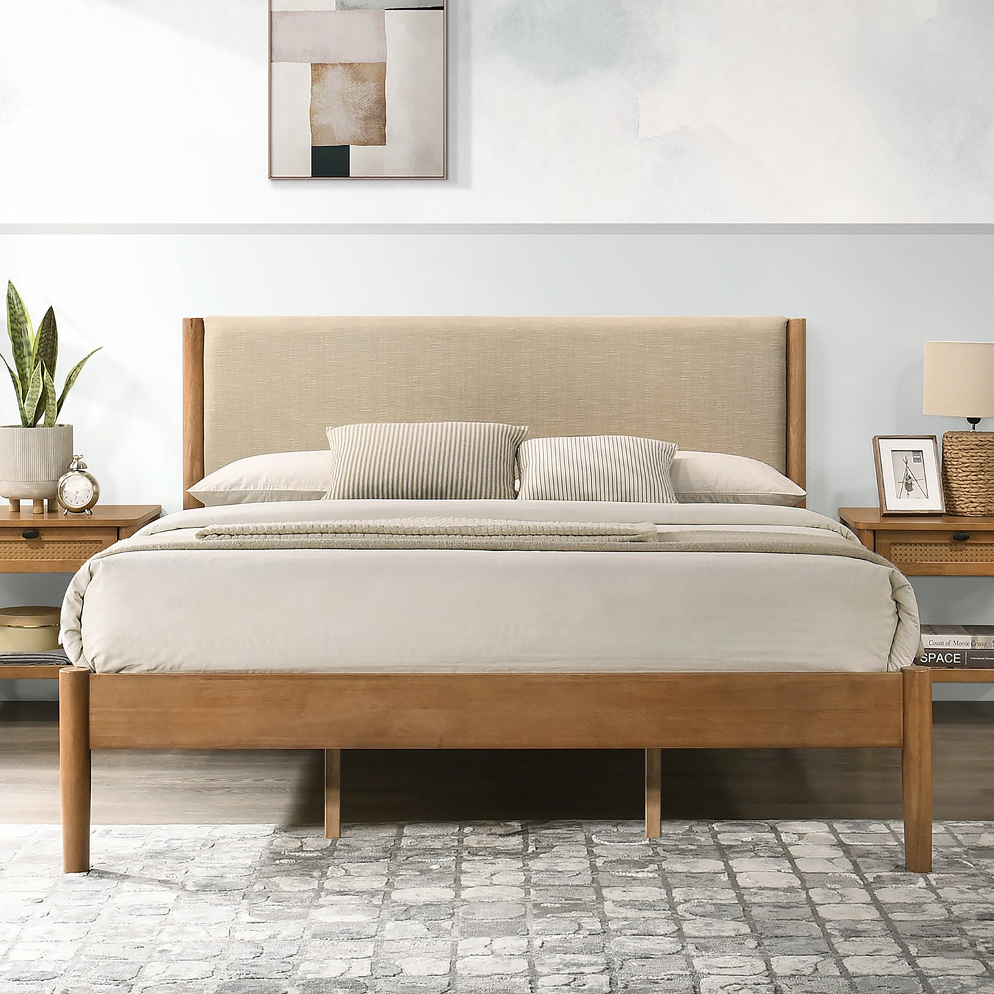 Vichy Rubberwood Platform Bed in Light Walnut