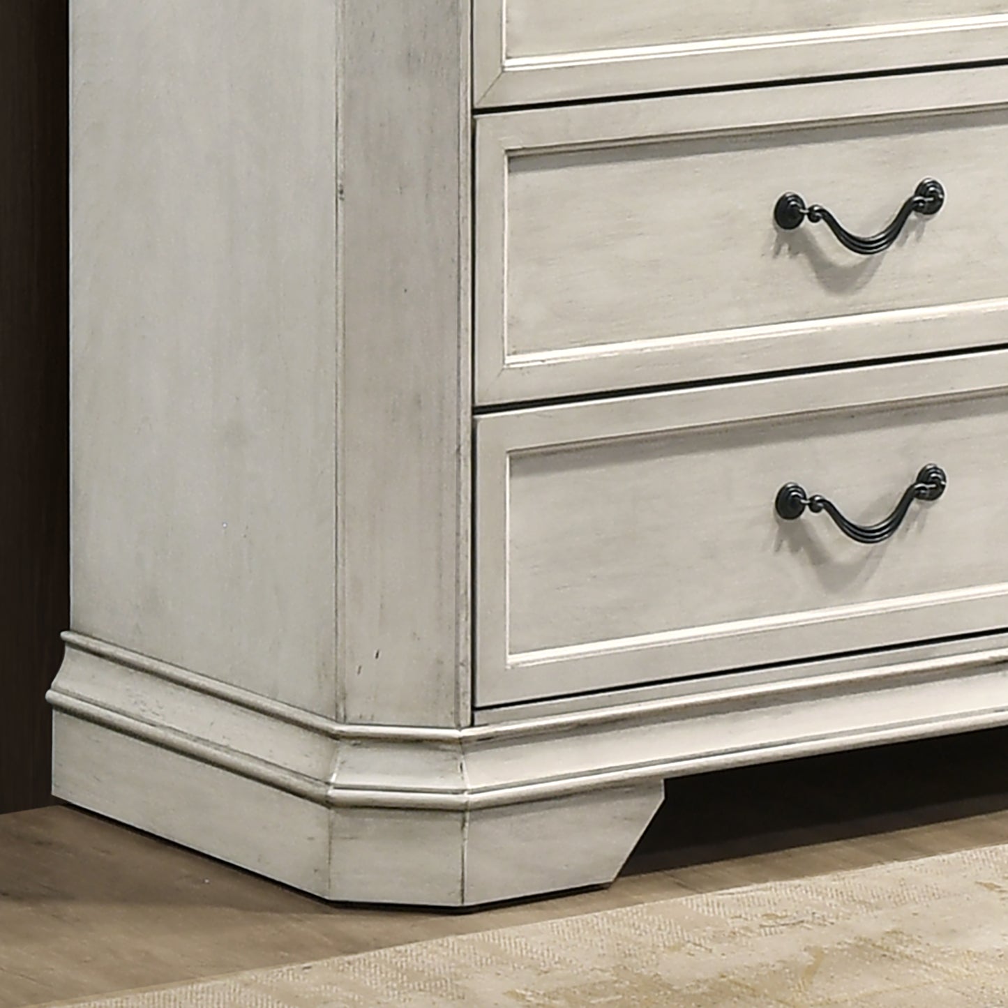 Roundhill Furniture Maderne Traditional Wood 3-Drawer Nightstand