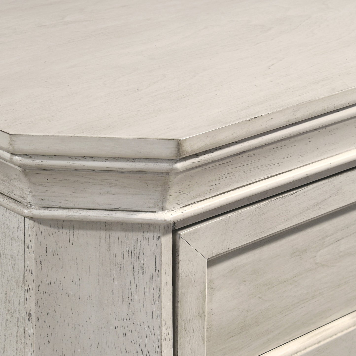 Roundhill Furniture Maderne Traditional Wood 3-Drawer Nightstand