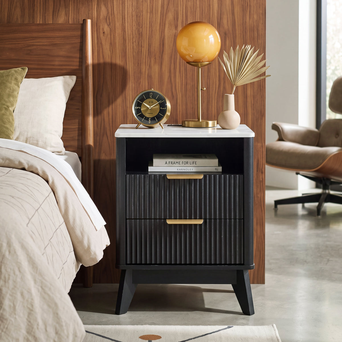 Roundhill Furniture Lyra Mid-Century Modern 2-Drawer Nightstands with Charging Station, Set of 2