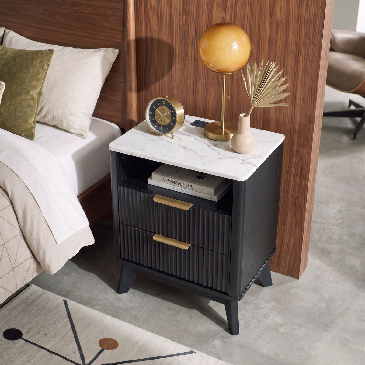 Roundhill Furniture Lyra Mid-Century Modern 2-Drawer Nightstands with Charging Station, Set of 2