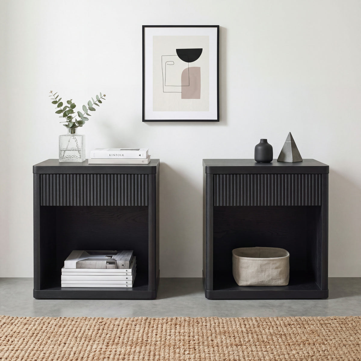 Roundhill Furniture Aria Modern Fluted Nightstands, Side Tables, Set of 2
