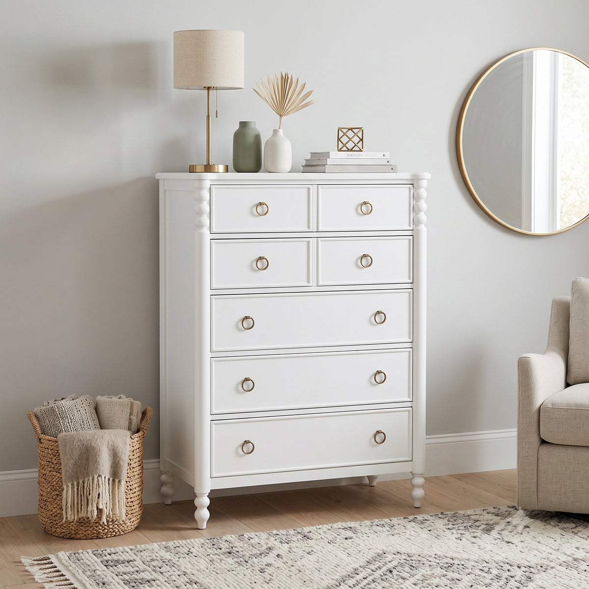 Roundhill Furniture Avellune 5-Drawer Chest, White Finish