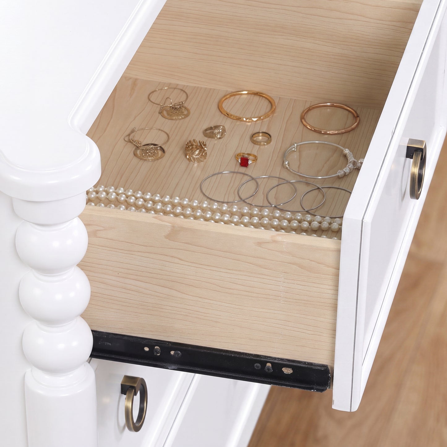 Roundhill Furniture Avellune 5-Drawer Chest, White Finish