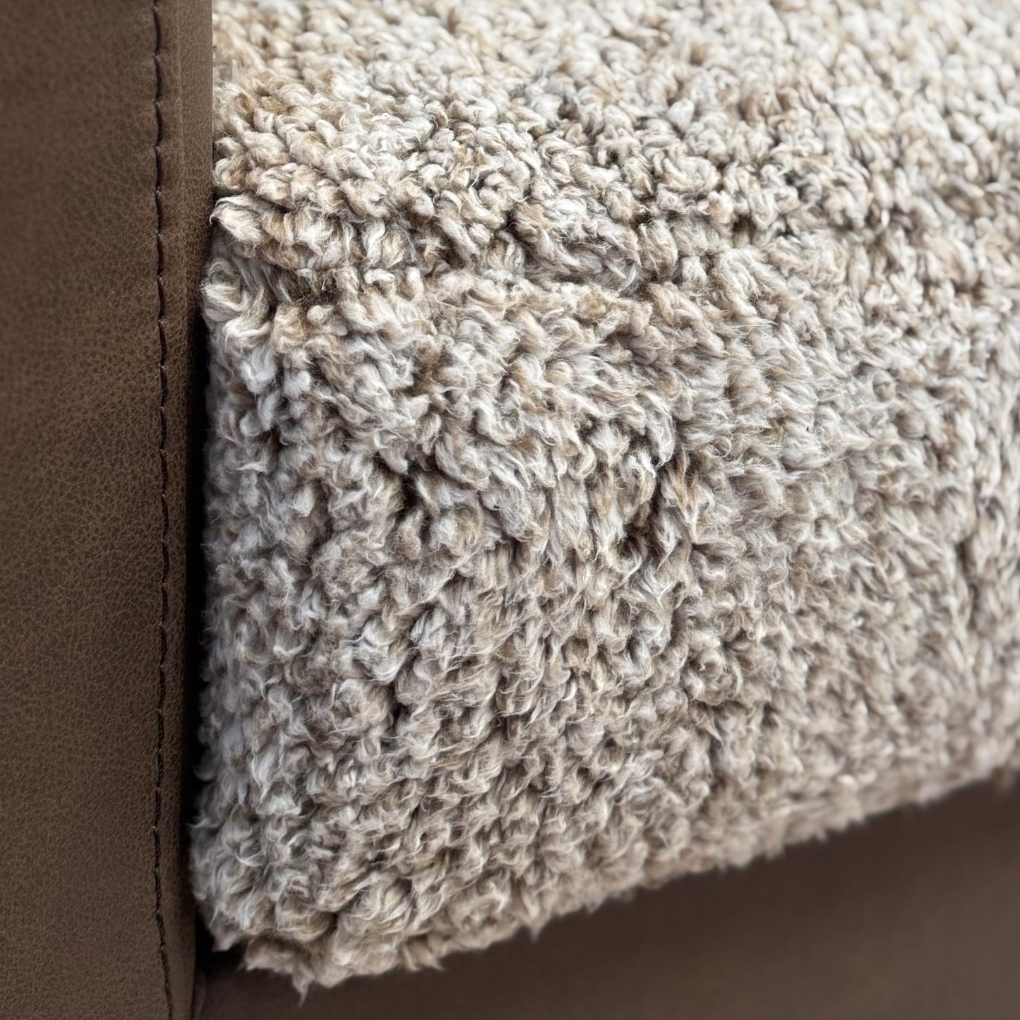 Roundhill Furniture Marvella Living Room Loveseat with Chocolate Faux Leather Upholstery and Curly Shearling Cushions