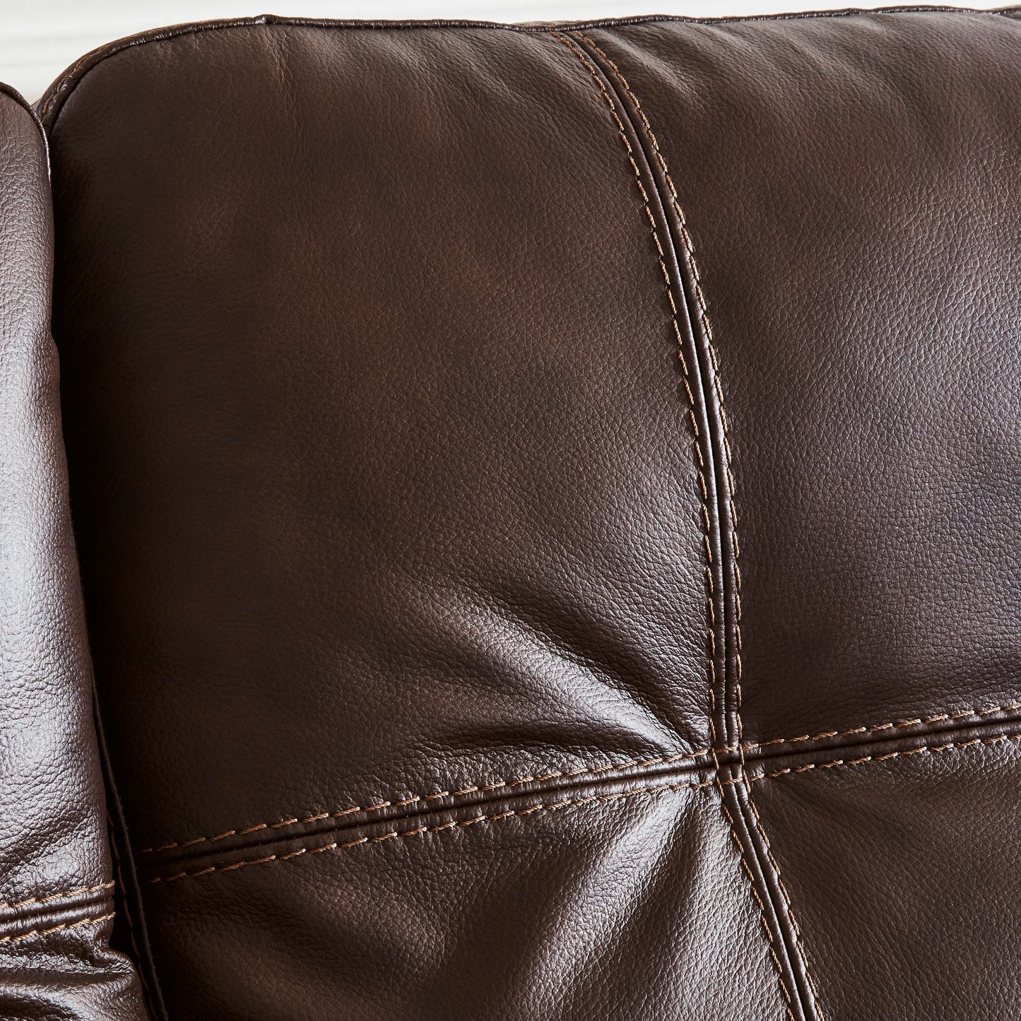 Roundhill Furniture Holmes Leather Living Room Collection