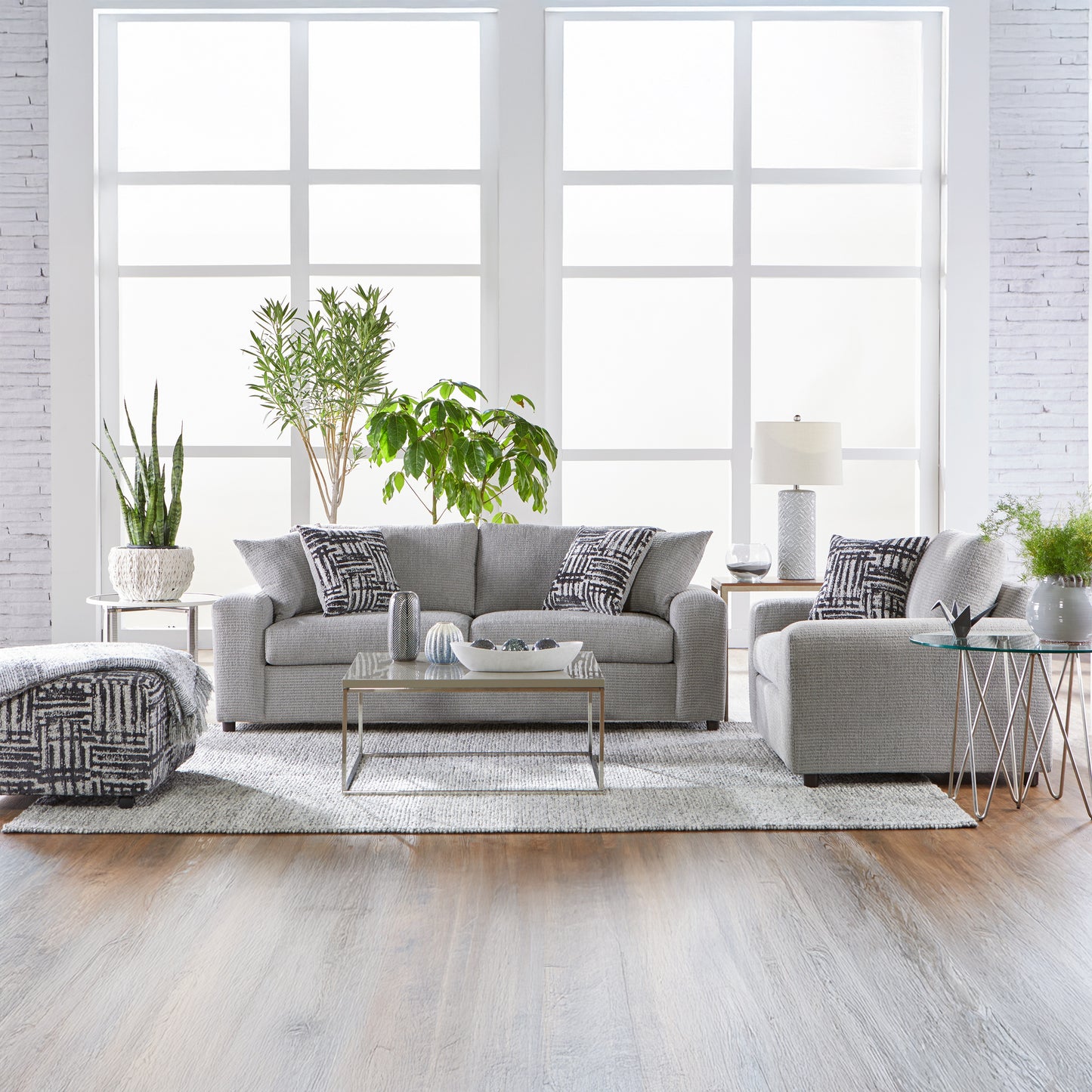 Roundhill Furniture Lancelot Living Room Collection