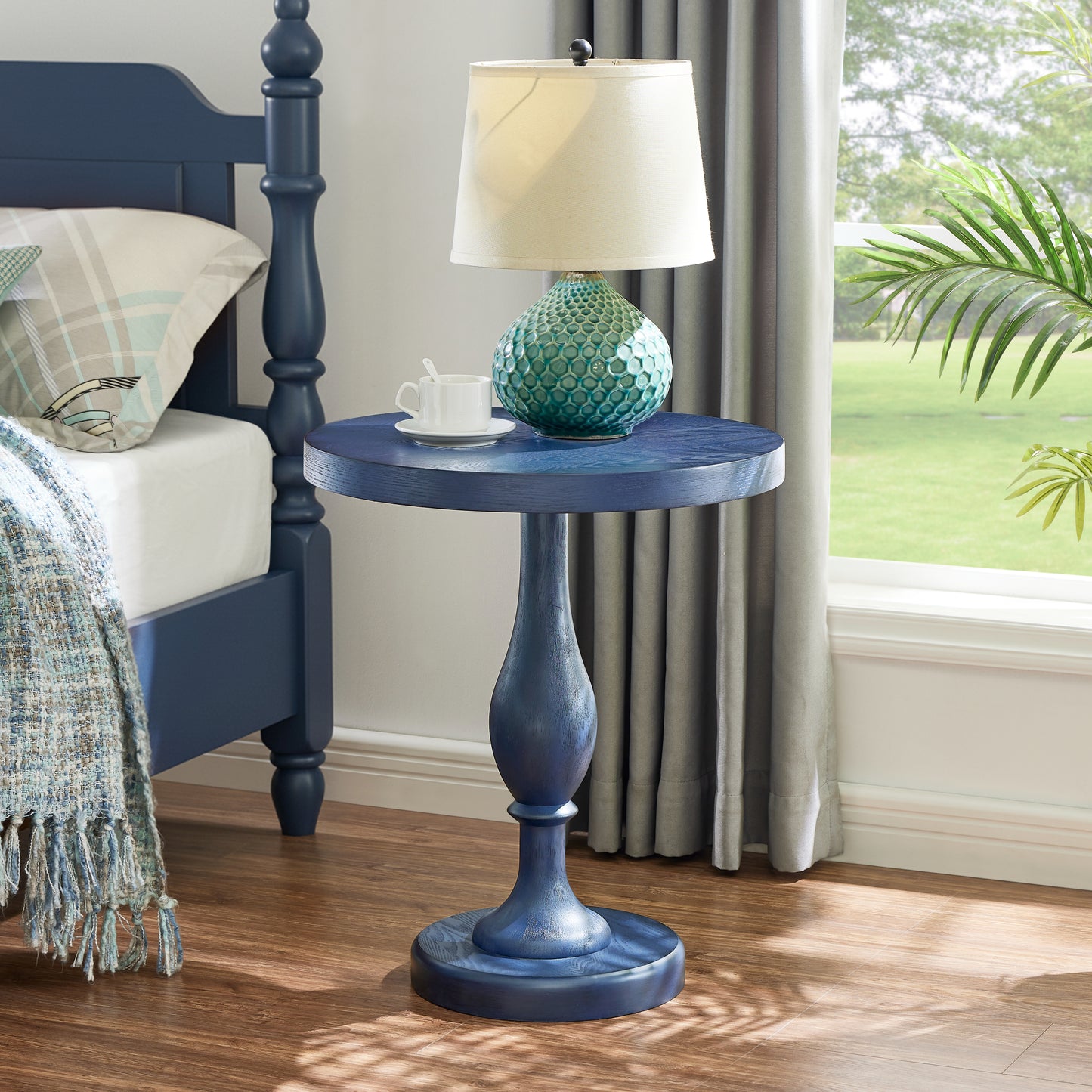 Roundhill Furniture Solmere 22" Round Wood Pedestal End Table