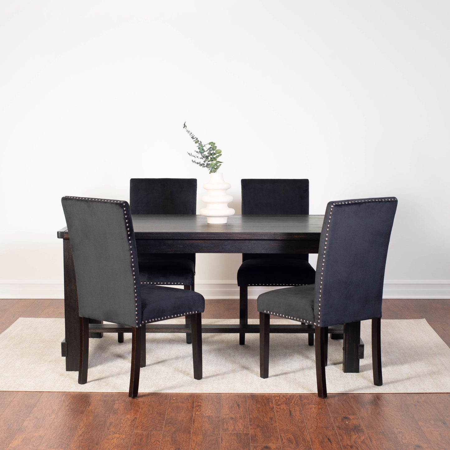 Vanzo Contemporary 5-Piece Dining Set, Dining Table with 4 Stylish Chairs