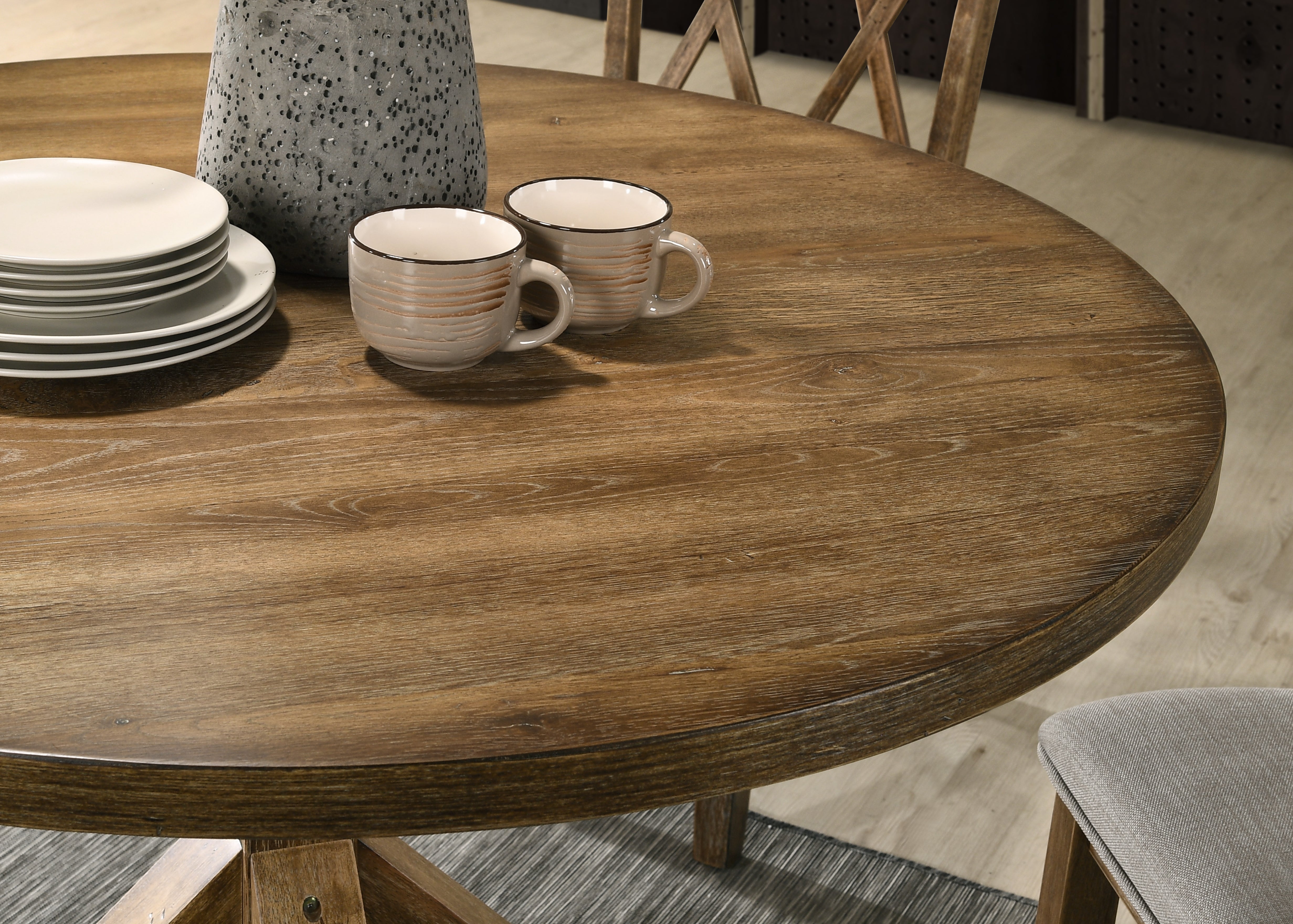 Windvale Cross-Buck Base Dining Table – Roundhill Furniture