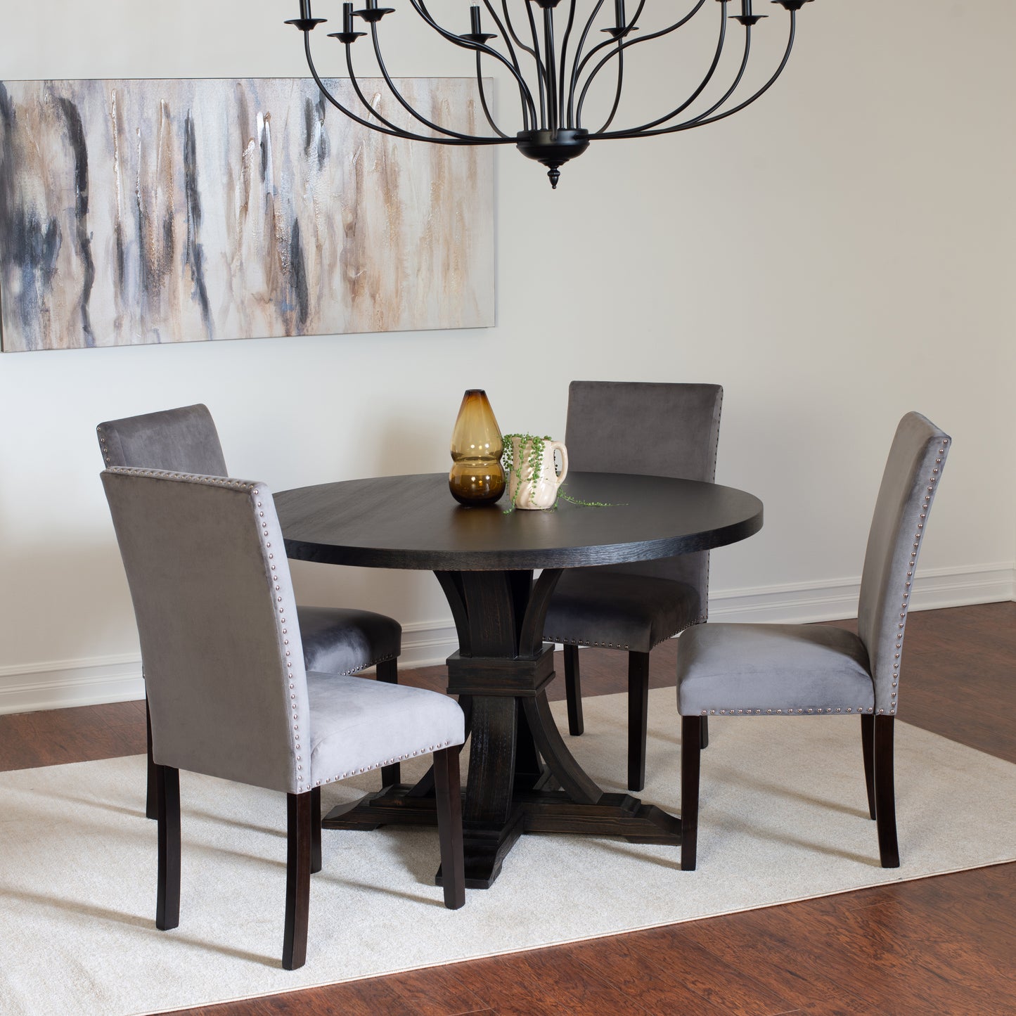 Quinlan 5-piece Dining Set, Distressed Pedestal Round Table with 4 Stylish Chairs