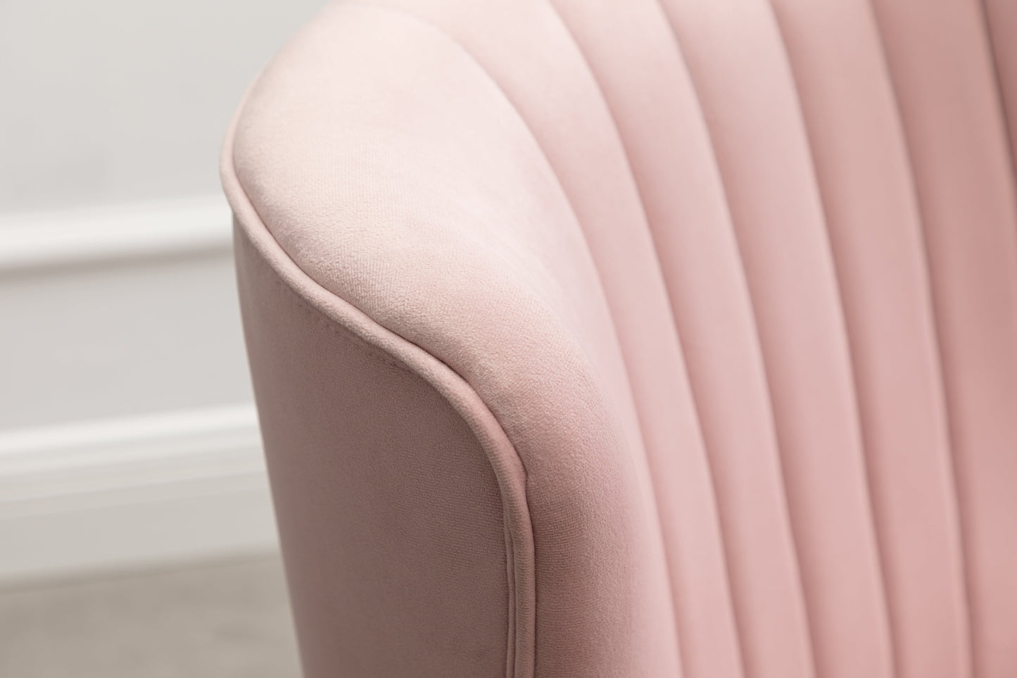 Elon Contemporary Velvet Upholstered Accent Chair, Pink