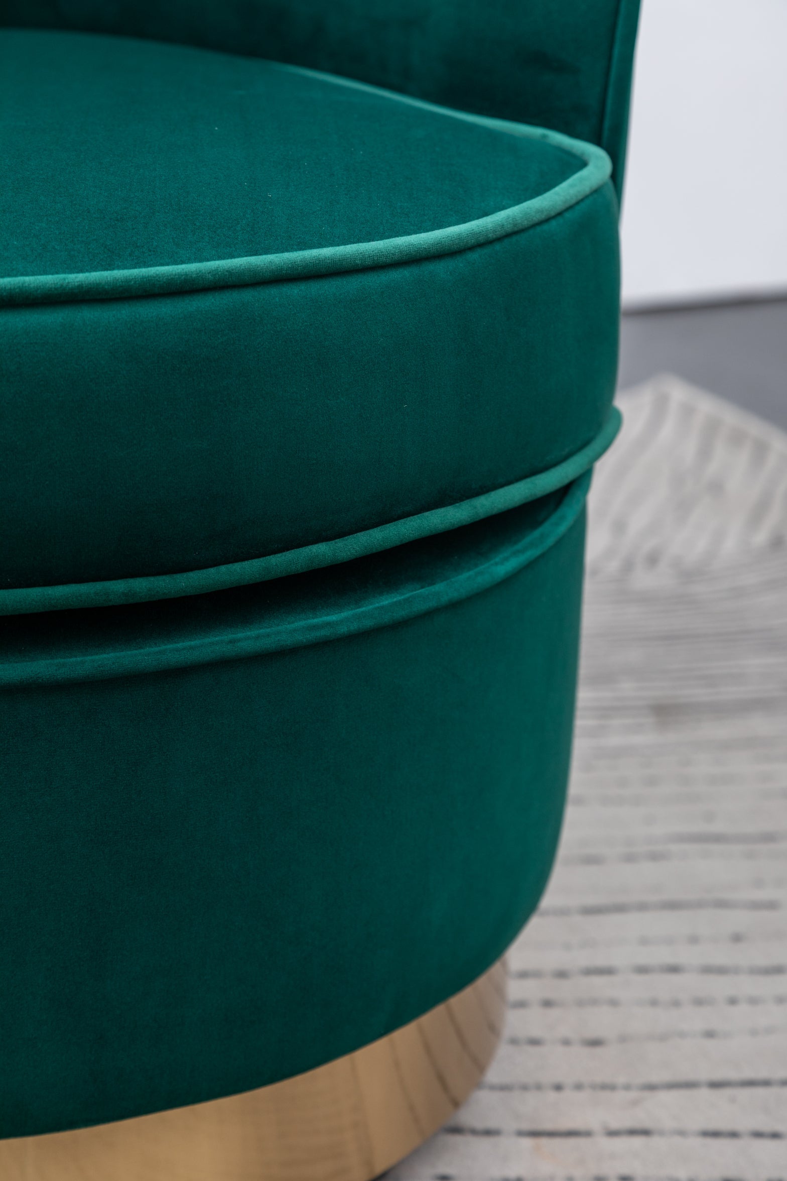 Green round online chair