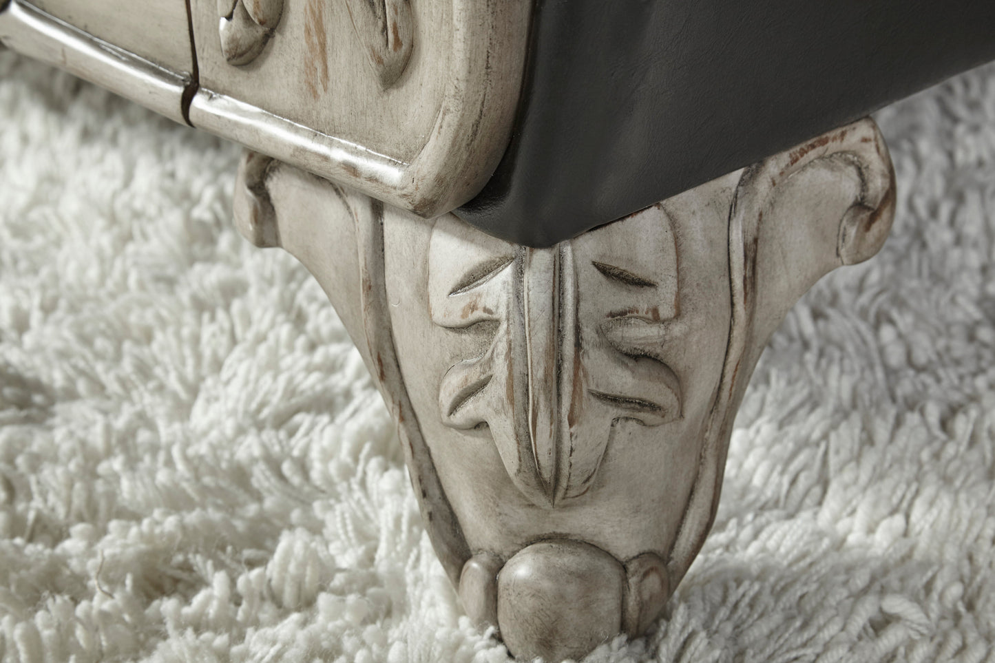San Marino 2-Tone Fabric Wooden Frame Chaise in Ebony