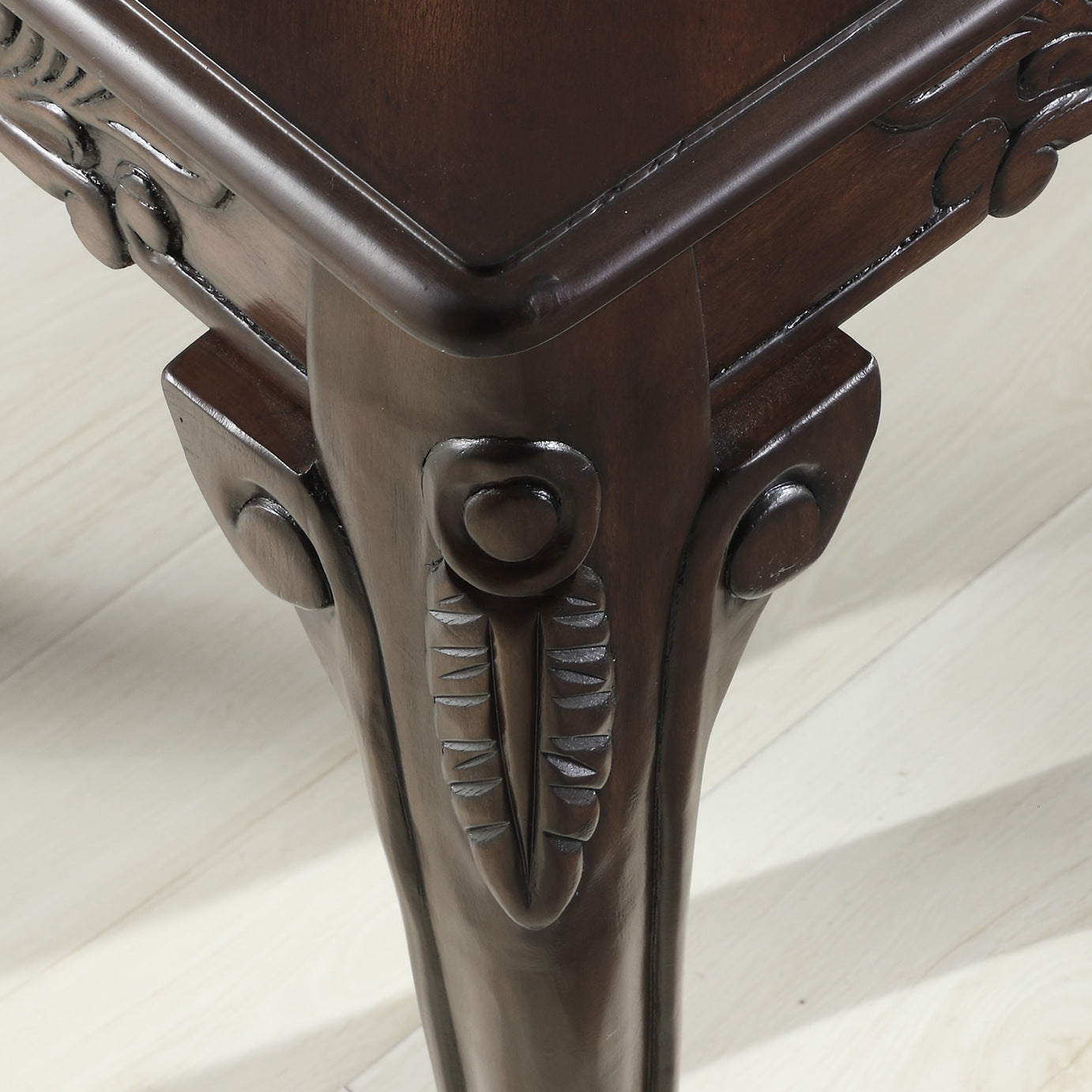 Traditional Ornate Detailing Dark Cherry Finish Wood End Table